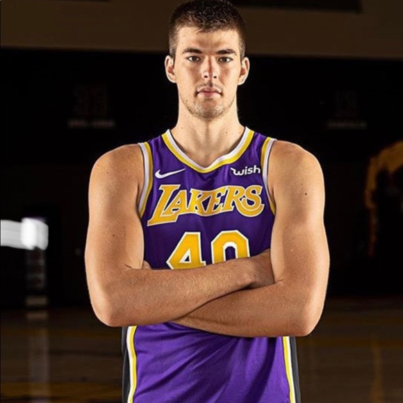 NEW💫Adidas Men’s Crazy Explosive Basketball Shoes - Picture 16 of 17